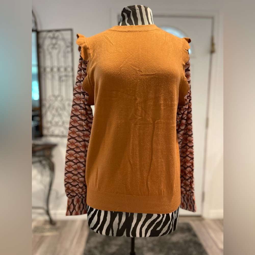 NWOT Ontwelfth Retro Sweater Large